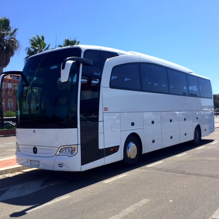 Servizio di transfer taxi privato dall'aeroporto di Cagliari